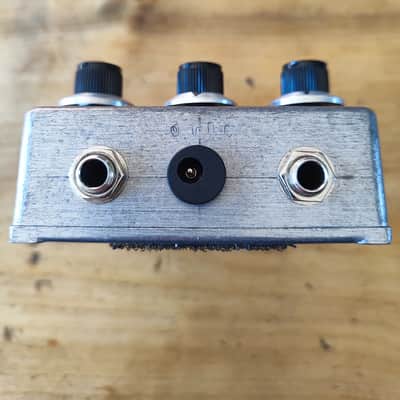 GodCity Instruments brutalist jr Bild 2