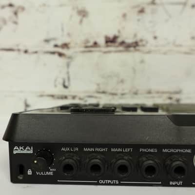 Akai Professional XR20 Beat Production Station image 6