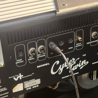 Fender Cyber-Twin 2 x 65-Watt 2x12" Modeling Guitar Combo 2001 - 2004 - Black image 6
