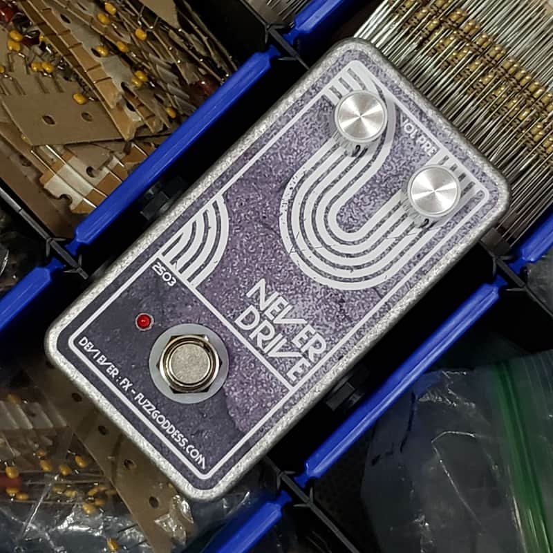 || OFFICIAL || devi ever : fx - Never Drive - high gain octavia metal fuzz image 1
