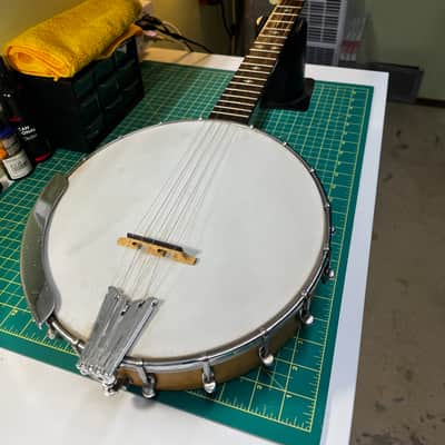 Morris Standard Banjo 5-String Closed Back Japan w/ Hard Case