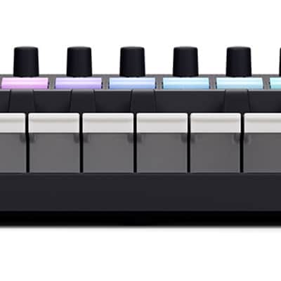 Novation LAUNCHKEY 25 MK4 MIDI USB Keyboard Controller image 10