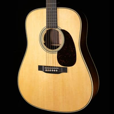Martin HD-28E LR Baggs Anthem (058) image 1