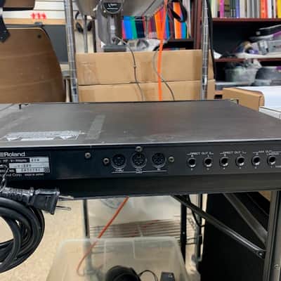 Roland U-220 RS-PCM Sound Module 1989 - 1992 - Black image 2