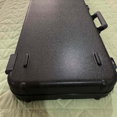 Fender Deluxe Hardshell Case 2025 - Gray image 6