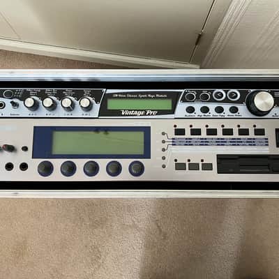 YAMAHA A4000 Professional Sampler with Iomega 250 Zip Drive