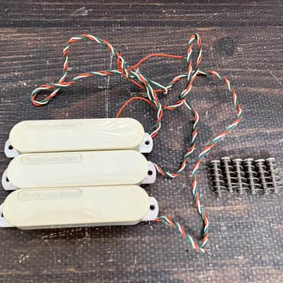 Fender Lace Sensor Gold Stratocaster Pickups