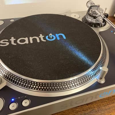 Stanton T.120 - DJ Turntable - 3 Speed Direct Drive - Silver / Black image 1