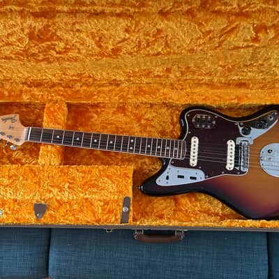Fender American Original '60s Jaguar with Rosewood Fretboard 2018 - 2022 - 3-Color Sunburst image 4