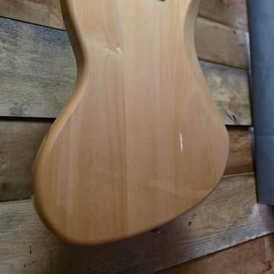 Squier Classic Vibe 70's Jazz Bass Maple Neck - Natural image 15