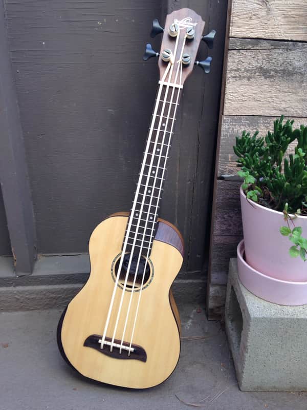 Oscar Schmidt OUB500K Comfort Series Bass Ukulele with Electronics image 1