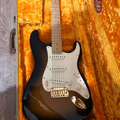 Fender 50th Anniversary American Deluxe Stratocaster 2004 - Sunburst image 9