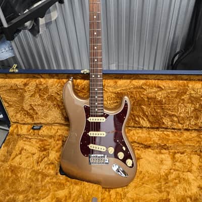 Fender FSR American Professional II Stratocaster, Rosewood Neck - Firemist Gold 2022 image 2