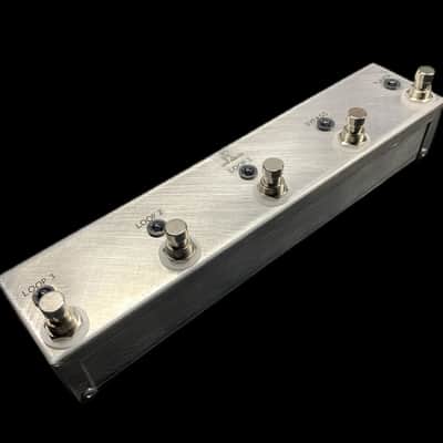 Providence RX-L1 3-LOOP Providence RX-L1 3 Loop Routing Box - Triple True Bypass Looper