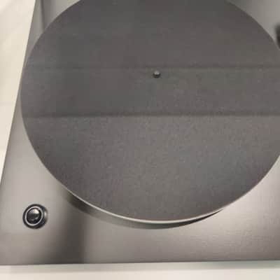 Rega Planar 2 Belt Drive Turntable 2016 - Present - Black image 1