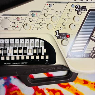 Suzuki OM-300 Omnichord W/Case + AC image 4