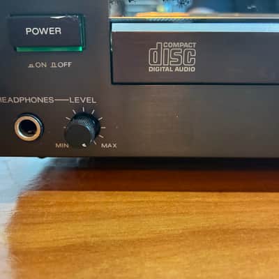 Sony Cdp-302es CD Player. Elevated Series. With REMOTE! See Video. image 5
