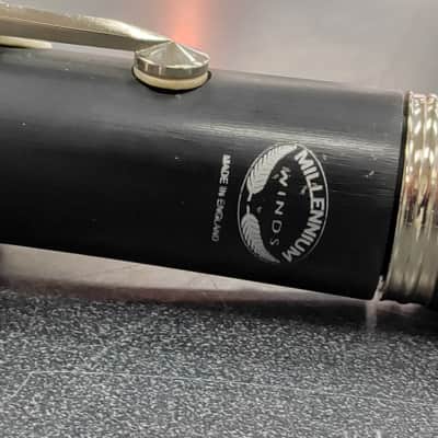 Millennium Winds Bb Student Clarinet with Yamaha 4C Mouthpiece 2020's - Black image 2