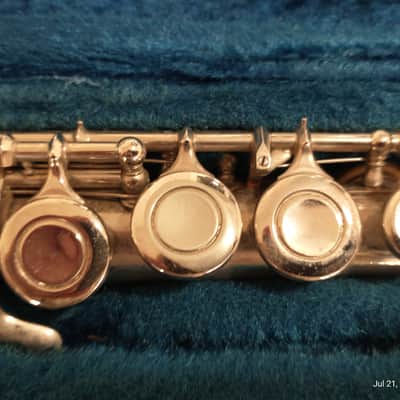 Yamaha YFL-22n flute - Silver-Plated image 12