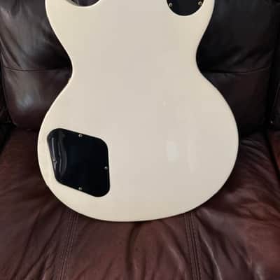Gibson Les Paul Studio with Gold Hardware 1998 - 2011 - Alpine White image 8