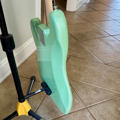 Fender FSR Deluxe Precision PJ Bass with Maple Fretboard 2016 - 2019 - Sea Foam Pearl image 5