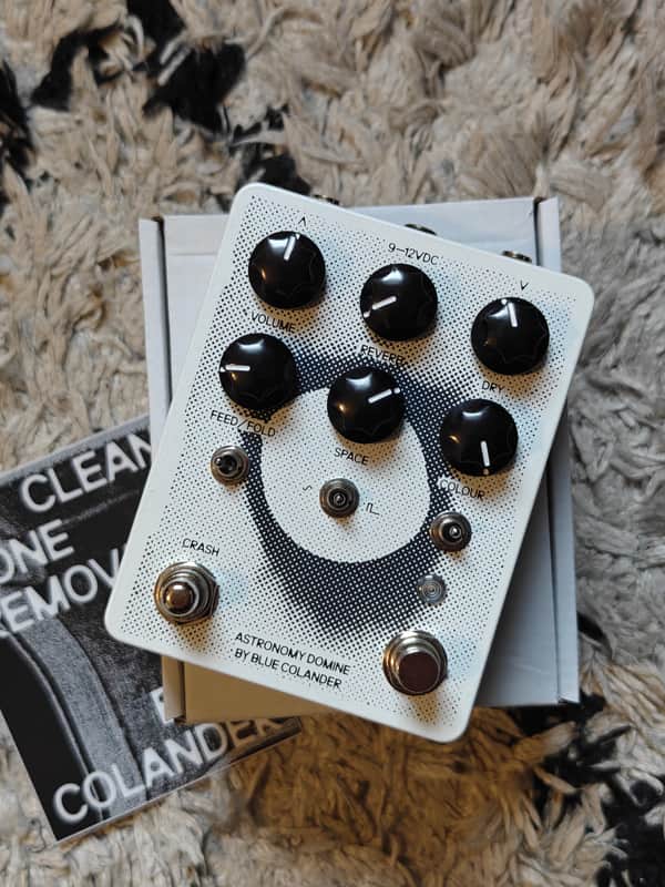 Blue Colander - Astronomy Domine (reverb with wave folder, overdrive & distortion) in White image 1