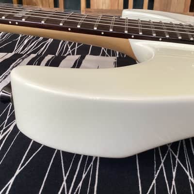 ESP  M-II SNOWHITE 2010 - EMG’S image 8