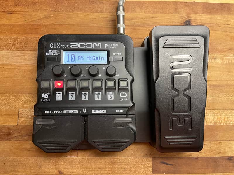 Zoom G1X Four