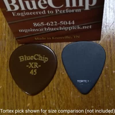 Blue Chip XR-45 pick 1.143mm large round guitar / mandolin pick image 2