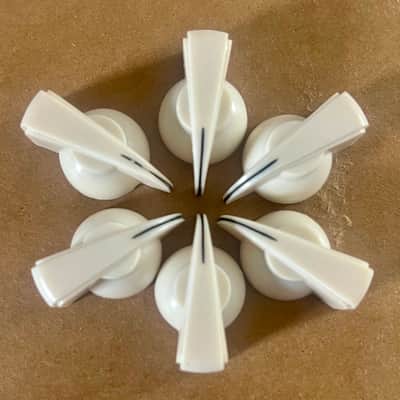 Set of 6x vox AC30 spec Bulgin chicken head control knobs 1960’s - White image 2