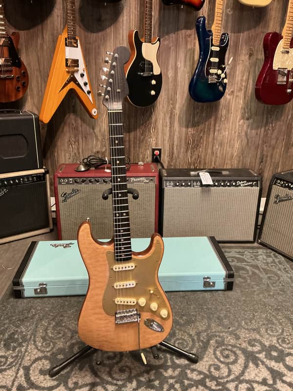 Fender Rarities Series Quilt Maple Top American Original '60s Stratocaster with Rosewood Neck 2019 - Natural image 1