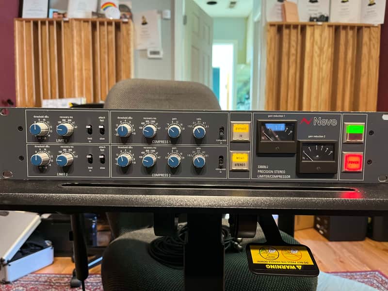 AMS Neve 33609/J Stereo Limiter / Compressor 2000s image 1