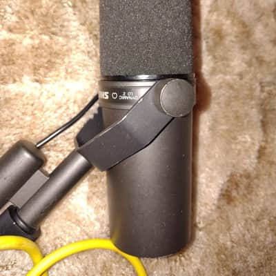 Shure SM7B Genuine Cardioid Dynamic Microphone 2001 - Present - Black image 2