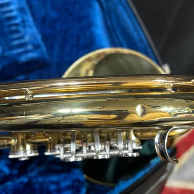 Yamaha YHR-321 Marching French Horn w Case image 10