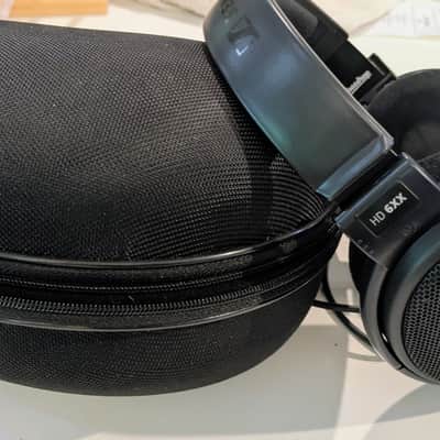 Sennheiser Massdrop HD 6XX Headphones With Case image 2