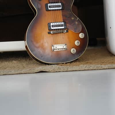 1969 Hofner Club 70 - Sunburst image 13