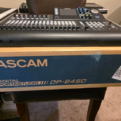 TASCAM DP-24SD 24-track Digital Portastudio 2015 - Present - Black image 8