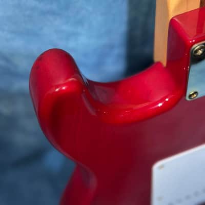 Fender Deluxe Super Strat 2001 - Crimson Red Transparent image 16