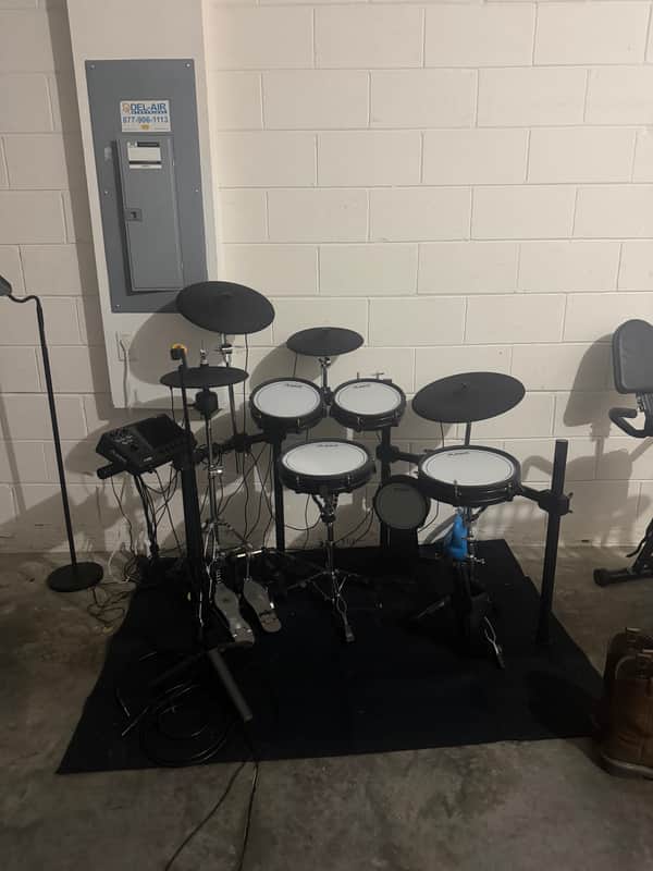 Alesis Strata Core Electronic Drum Set 2024 - Present - Black Bild 1