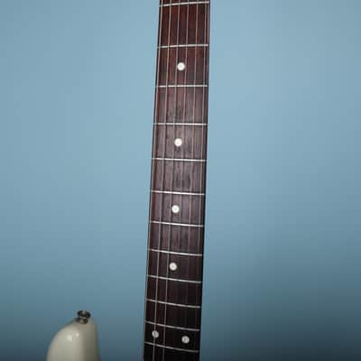 Squier Stratocaster MIJ 1986 Rosewood Fretboard Olympic White image 4