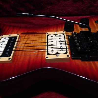 Hamer Scarab USA Cherry Sunburst Flame and Hamer USA Case image 5