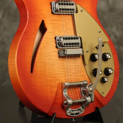 1997 Rickenbacker 330 mod w/Bigsby/Gold Guards/Vintage pickups + Autumnglo refin image 10