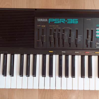 Yamaha PSR-36 wonderful synth with great rhythm, bass and chord accompaniment settings image 2