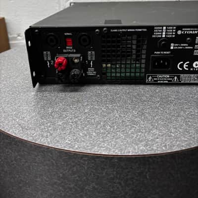 Crown Xs700 2-Channel Power Amplifier 2000s - Black with Silver Trim image 7