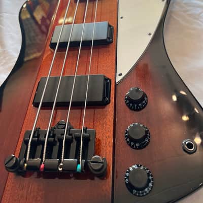 Epiphone Thunderbird E1, Vintage Sunburst image 3