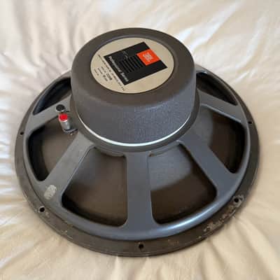 JBL 2220B 15 inch Guitar Speaker - 16 Ohm - Black image 3