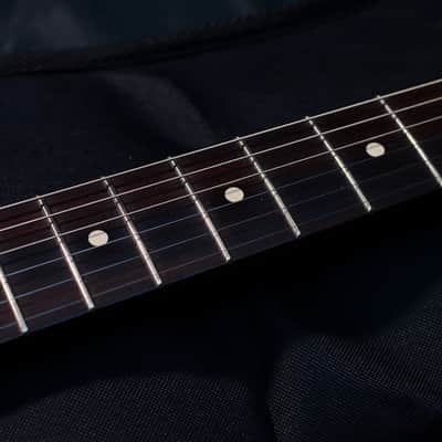 Fender Dave Murray Artist Series Signature Stratocaster 2015 - Present - 2-Color Sunburst image 4