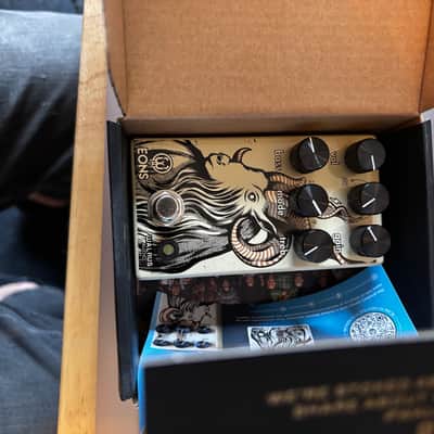 Walrus Audio Eons Five-State Fuzz 2022 - Present - Sandy Tan / Goat Graphic image 6