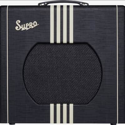 Supro 1822R Delta King 12 15-Watt 1x12" Guitar Combo - Black / Cream Stripes image 2
