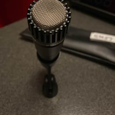 Shure SM57 Cardioid Dynamic Microphone 1984 - Present - Black image 3